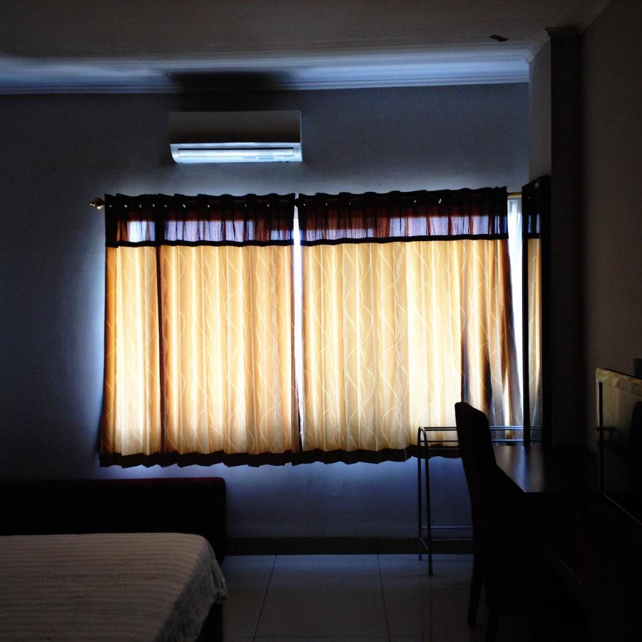 Greensa Inn Surabaya Eksteriør bilde