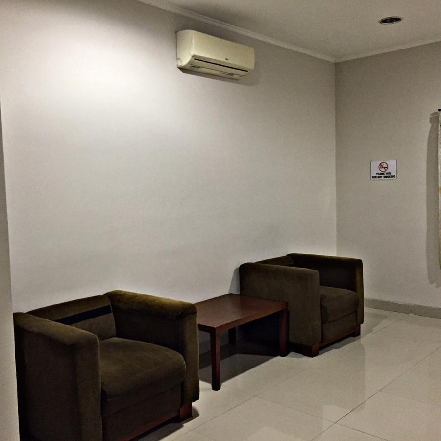Greensa Inn Surabaya Eksteriør bilde